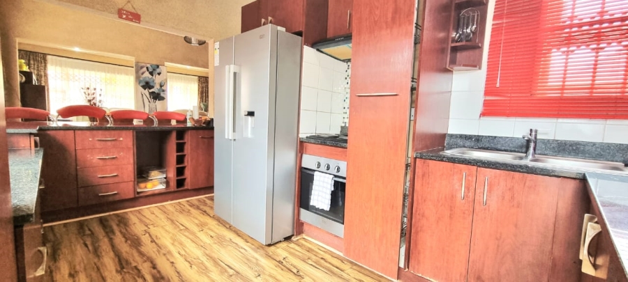 4 Bedroom Property for Sale in Mdantsane Nu 3 Eastern Cape